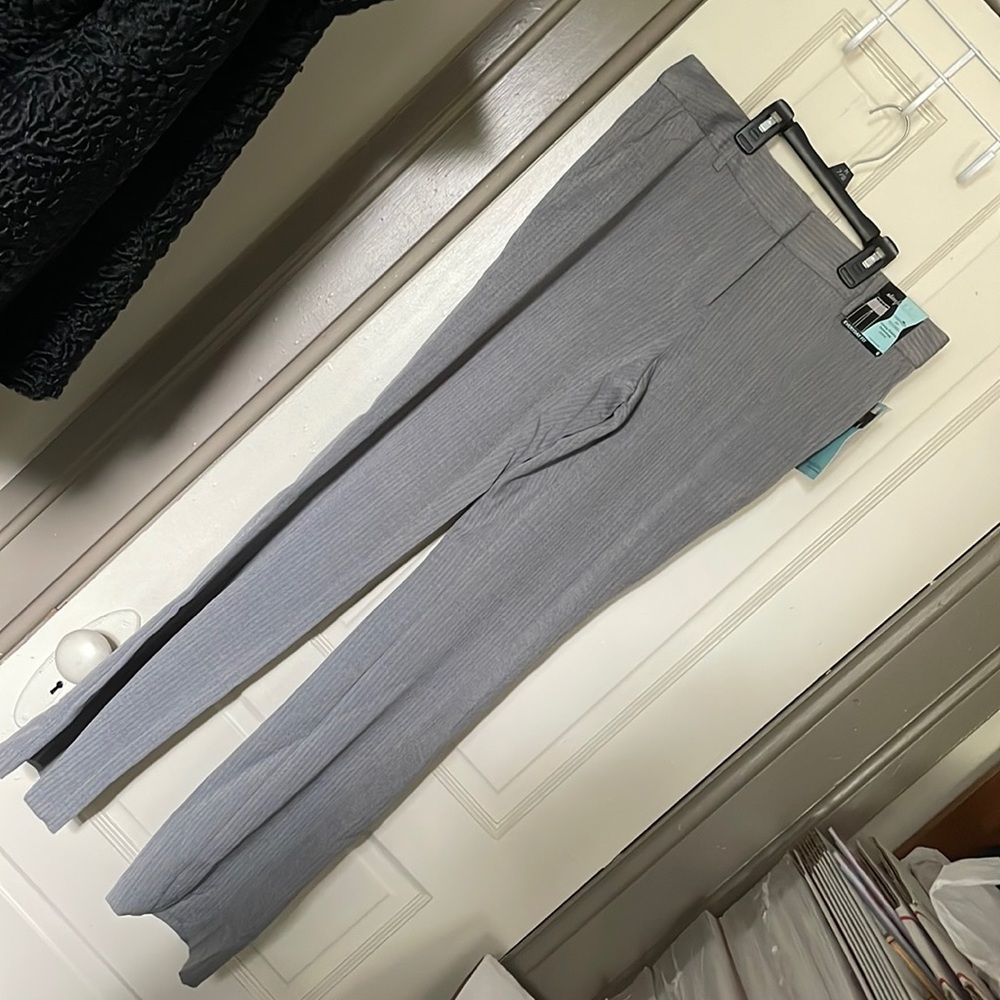 NWT slim fabulous tummy control dress pant